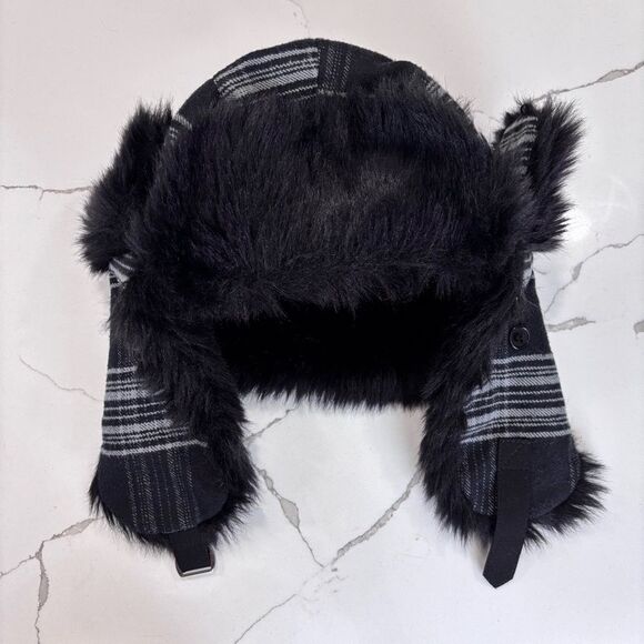 Vintage Women’s Faux Fur Quilted Black Plaid Trapper Hat Buckle 2014 Winter Snow - Picture 1 of 12